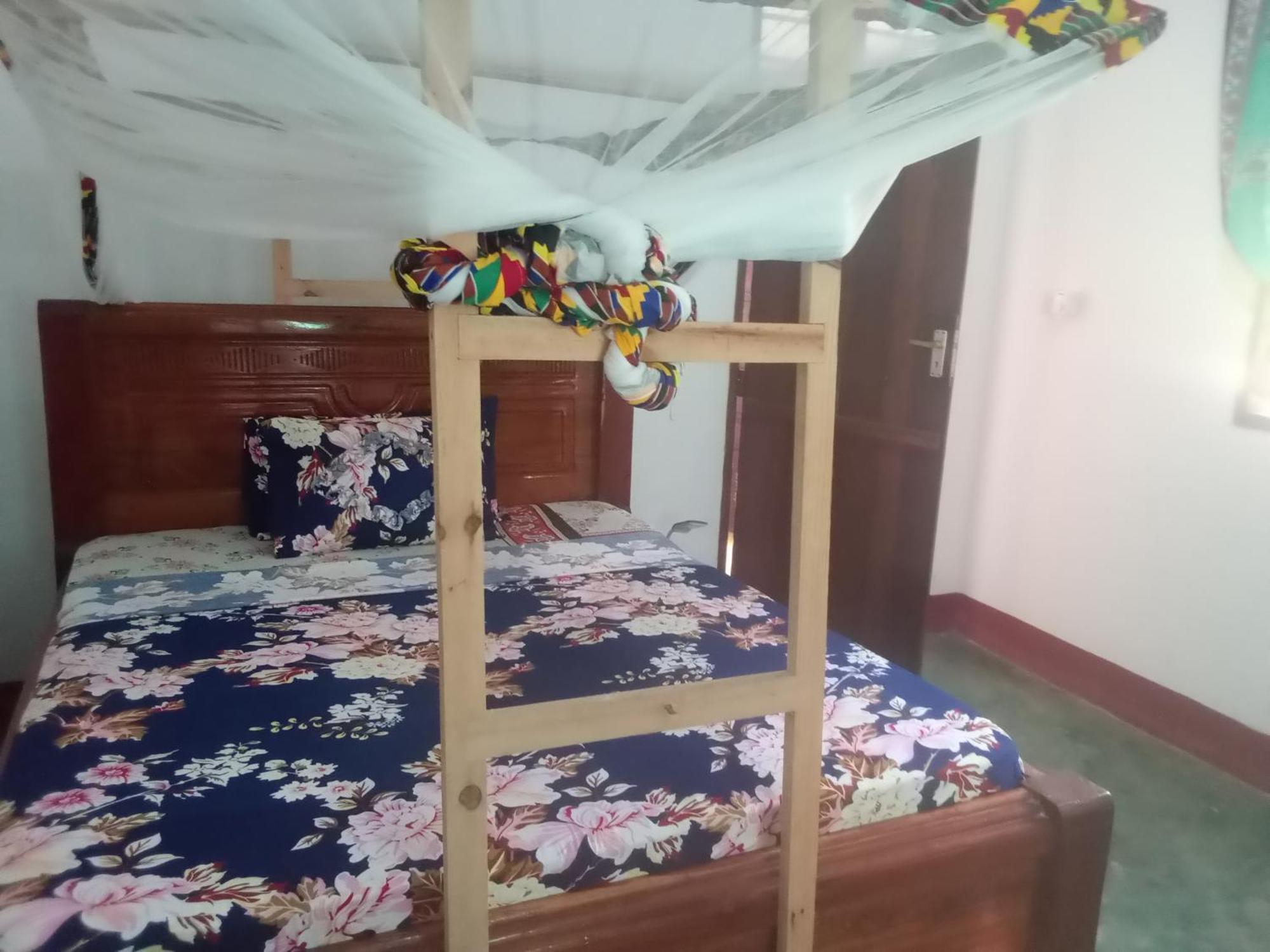 Magharibi House Homestay szállás *
